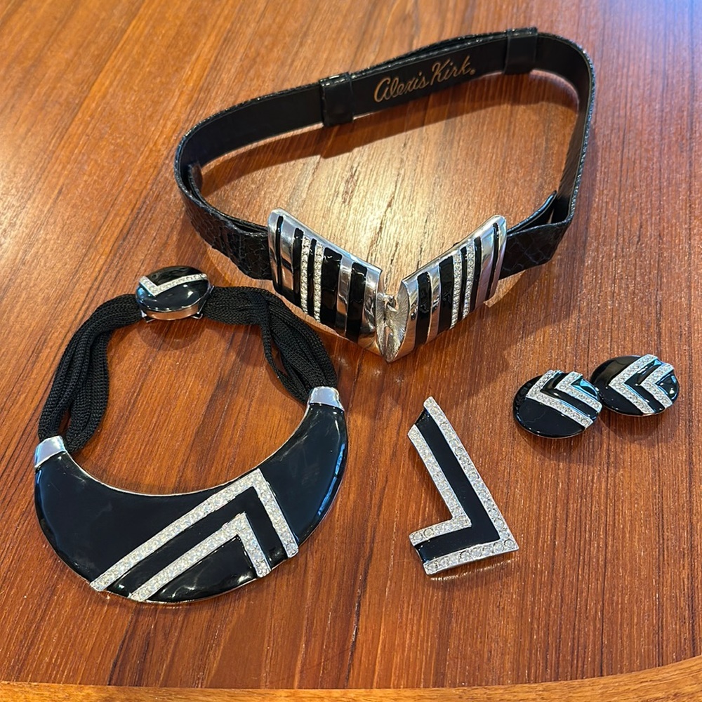 Alexis kirk accessories set belt necklace earrings and pin